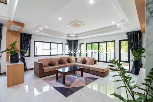 Incredible 5+ Bedroom Home with Swimming Pool for Sale near Maejo University in San Sai