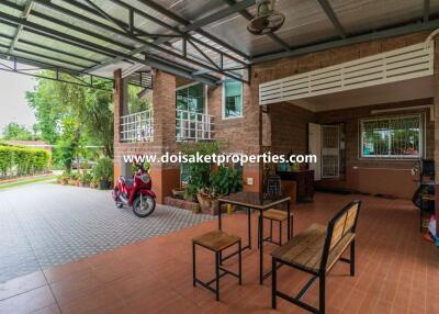 3-Bedroom Split-Level Family Home for Sale in Talat Khwan, Doi Saket