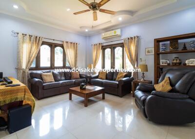 Outstanding 4-Bedroom Family Home with Swimming Pool for Sale in Luang Nuea, Doi Saket