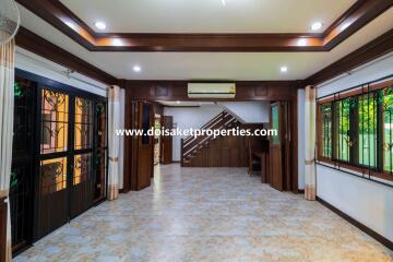 Lovely 2-Bedroom Home with Pretty Grounds in a Great Location for Sale in Choeng Doi, Doi Saket