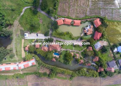 Beautiful Lanna-Style Resort with Restaurant, Spa, and Coffee Shop for Sale in Doi Saket, Chiang Mai, Thailand