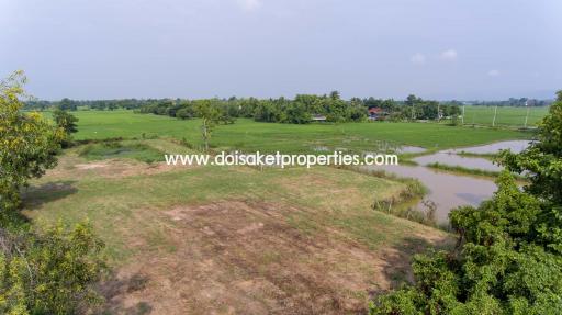 Land with Beautiful Views Close to the Main Road For Sale in Doi Saket