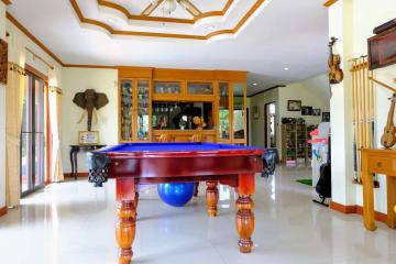 Large Luxury Family Home with Pool on 3+ Rai in San Sai