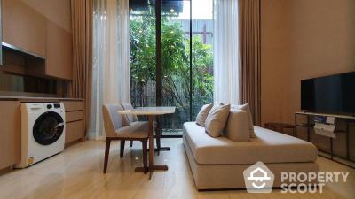 1-BR Condo at Walden Asoke near MRT Sukhumvit