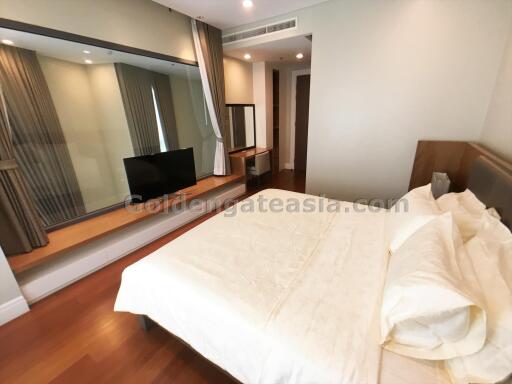 3-Bedrooms Duplex Condo - Bright Sukhumvit 24