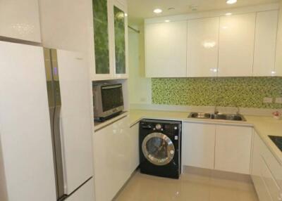 Wind Sukhumvit 23 Three bedroom condo for rent