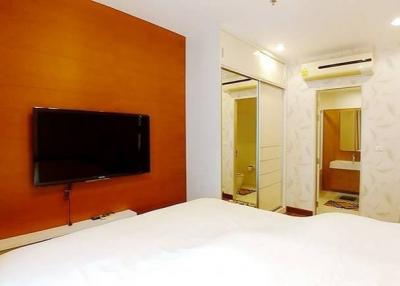 For rent Q House Condo Sathorn (S15-30125)