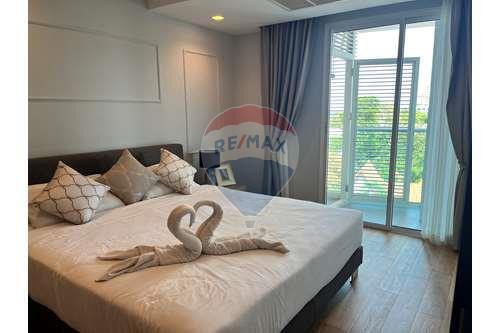 1 Bedroom Elegance @ Cosy Beach