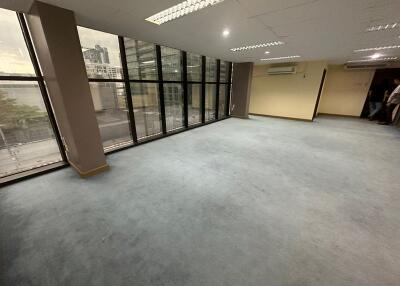 For Rent Bangkok Office Sathorn BTS Chong Nonsi Bang Rak