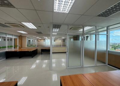 For Rent Bangkok Office Srinagarindra MRT Si Kritha Suan Luang