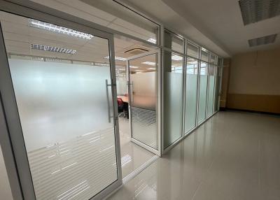 For Rent Bangkok Office Srinagarindra MRT Si Kritha Suan Luang