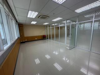 For Rent Bangkok Office Srinagarindra MRT Si Kritha Suan Luang