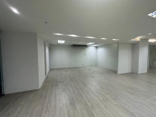 For Rent Bangkok Office Rama 9 MRT Phra Ram 9 Huai Khwang