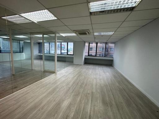 For Rent Bangkok Office Rama 9 MRT Phra Ram 9 Huai Khwang