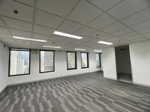 For Rent Bangkok Office Sukhumvit BTS Nana Khlong Toei