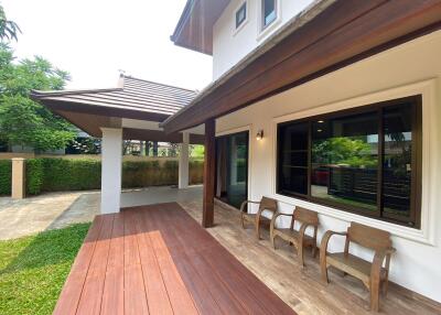 Beautiful Lanna style 3 bedroom home for sale near 89 Plaza