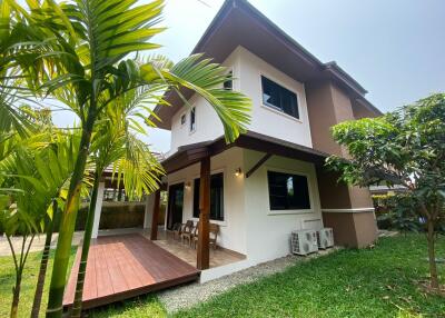 Beautiful Lanna style 3 bedroom home for sale near 89 Plaza