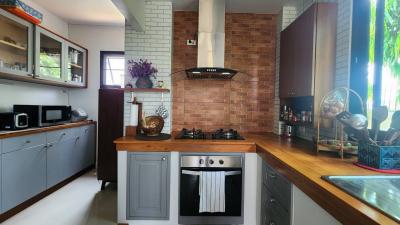 Newly refurbished 3 bedroom house for sale in Doi Saket