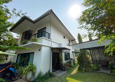 Newly refurbished 3 bedroom house for sale in Doi Saket