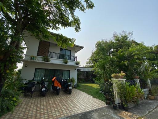 Newly refurbished 3 bedroom house for sale in Doi Saket