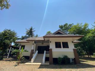 2 bedroom bungalow for sale in Doi Saket