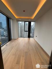 3-BR Penthouse at Tonson One Residence near BTS Chit Lom