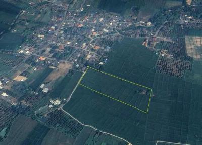 Discover an exceptional 16 Rai land for sale in Chiang Mai, Thailand, with 90m wide road access. Perfect for your investment. Contact us now!