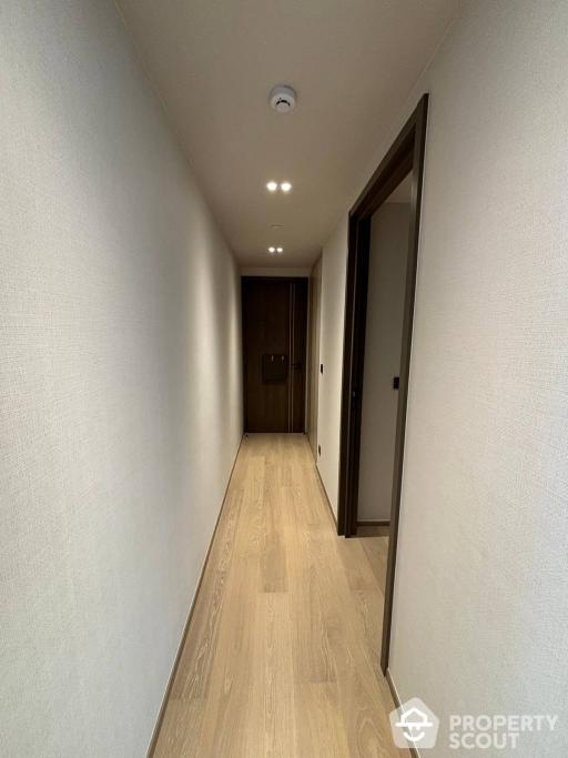 2-BR Condo at Tonson One Residence near BTS Chit Lom