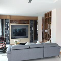 4 Bedroom House for sale in San Phak Wan, Hang Dong, Chiang Mai.