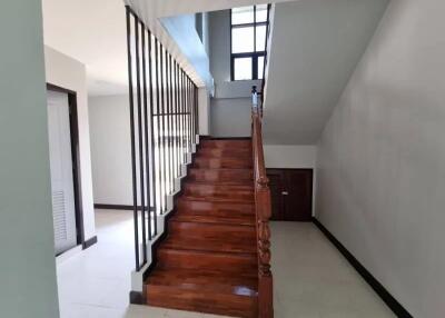 Spacious 4-Bed Dream Home in San Kamphaeng  Price Reduced.