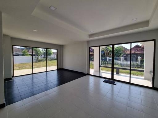 Discover your dream home in San Kamphaeng. Spacious 4-bed property with a large plot, reduced price, and convenient location. Don