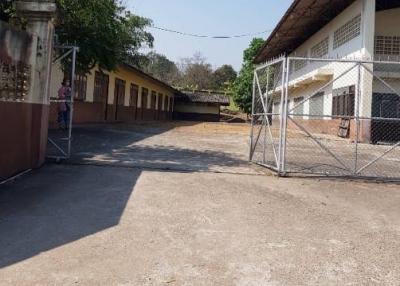 Rare opportunity to own a prime piece of real estate - an old factory site with 4 buildings, accommodation rooms, bathrooms, and a residential house.