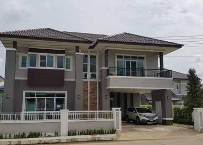 Chiangmai property for Sale this large Modern Contemporary House in Koolpunt Ville Village 16, 6 beds, 5 baths fully furnished.