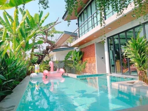 Luxury Pool Villa in San Kamphaeng, Chiang Mai - Tranquil Retreat