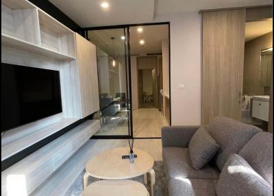 🔥HOT UNIT NEW IN!!! 🔥 1 Bed, 1 Bath Luxury Condo in Ploenchit