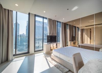 🔥HOT UNIT NEW IN!!!🔥2 Bed/2 Bath Condo, BTS Ploenchit