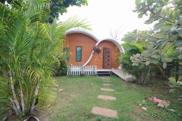 Sawang Daen Din Resort For Sale With 9 Bungalows Plus Managers House, Sawang Daen Din, Sakon Nakhon, Thailand