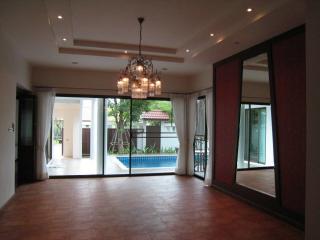 Single House with private pool in compound at Soonvijai 1 Petchaburi.
