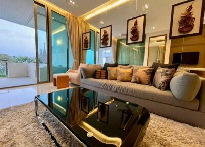 Condo for sale in Pattaya, The Sanctuary, seaside condo, next to Pattaya beach.