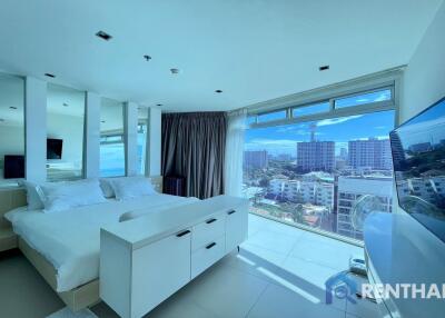 Sands Condominium on Pratumnak soi 5 near Yinyod beach  1 bedroom 51 sq.m. Sea view