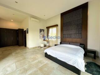 4 Bedrooms House Huay Yai H008733