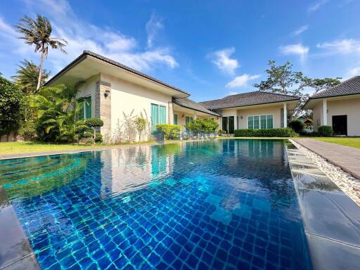 4 Bedrooms House Huay Yai H008733