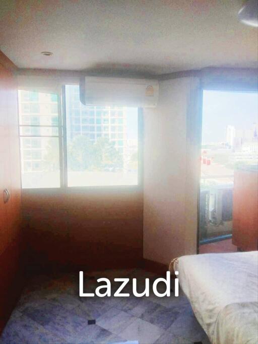 1 Bed 1 Bath 50 SQ.M Supalai Place Sukhumvit 39