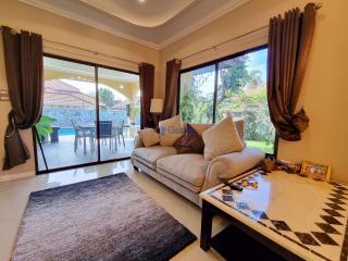 3 Bedrooms House East Pattaya H009987