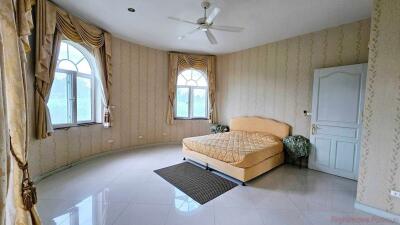 5 Bed House For Sale In Huay Yai - Phoenix Gold Golf Club