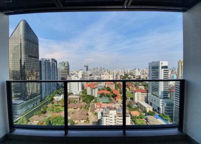 For SALE : The Lofts Asoke / 2 Bedroom / 1 Bathrooms / 75 sqm / 17800000 THB [S12198]