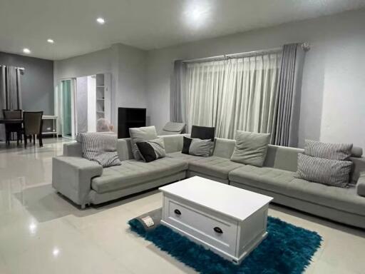 House for Rent in Ton Pao, San Kamphaeng.