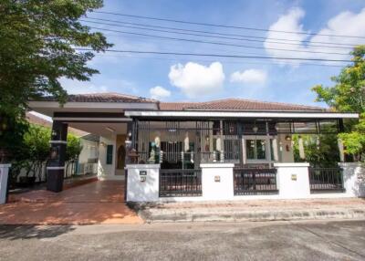 Studio for Sale in House for Sale in San Pu Loei, Doi Saket.