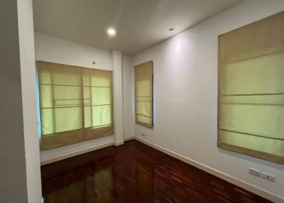 House for Sale, Sale w/Tenant in Nong Khwai, Hang Dong.