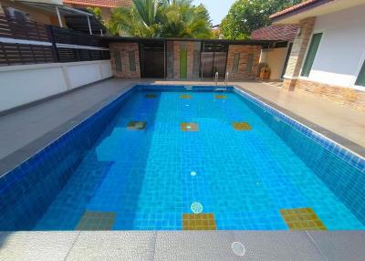 5 Bedroom Pool Villa in Rung Arun 3